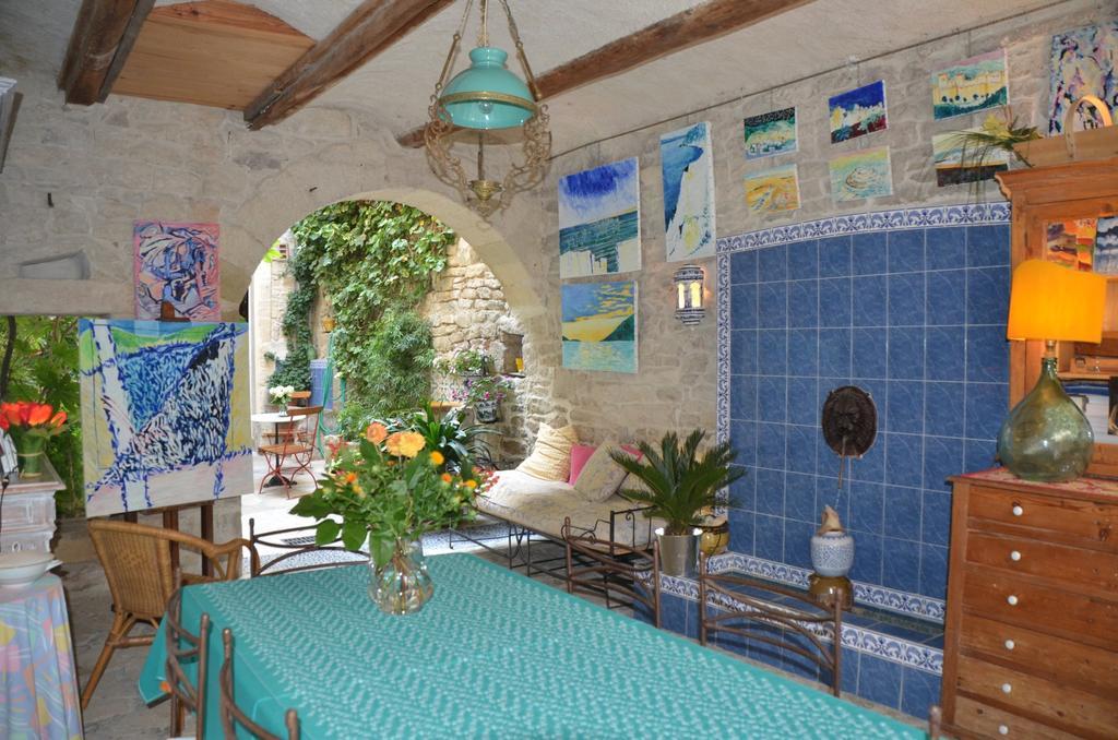 Bed And Art Bed & Breakfast Calvisson Exterior foto